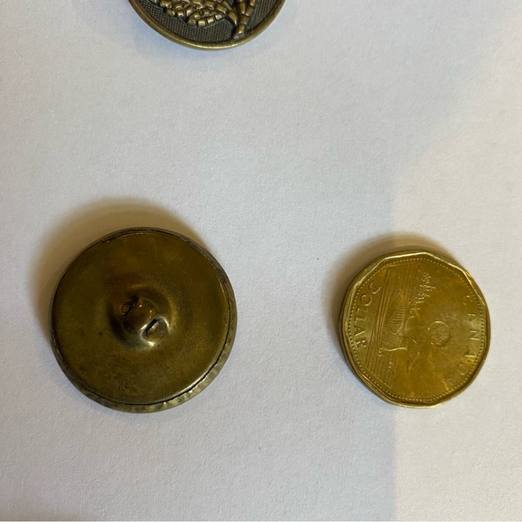 Lot of metal and leather vintage buttons - Picture 7 of 7